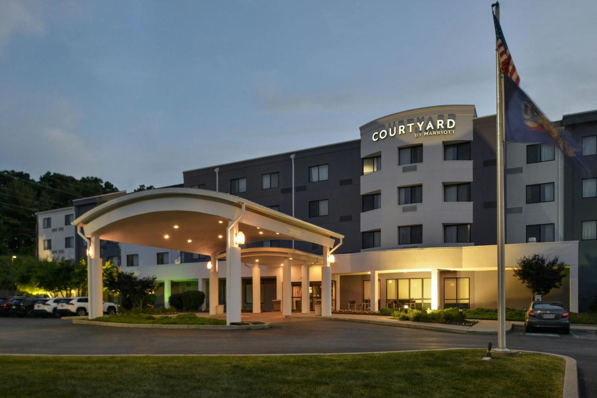 Courtyard By Marriott Harrisburg Hershey Extérieur photo