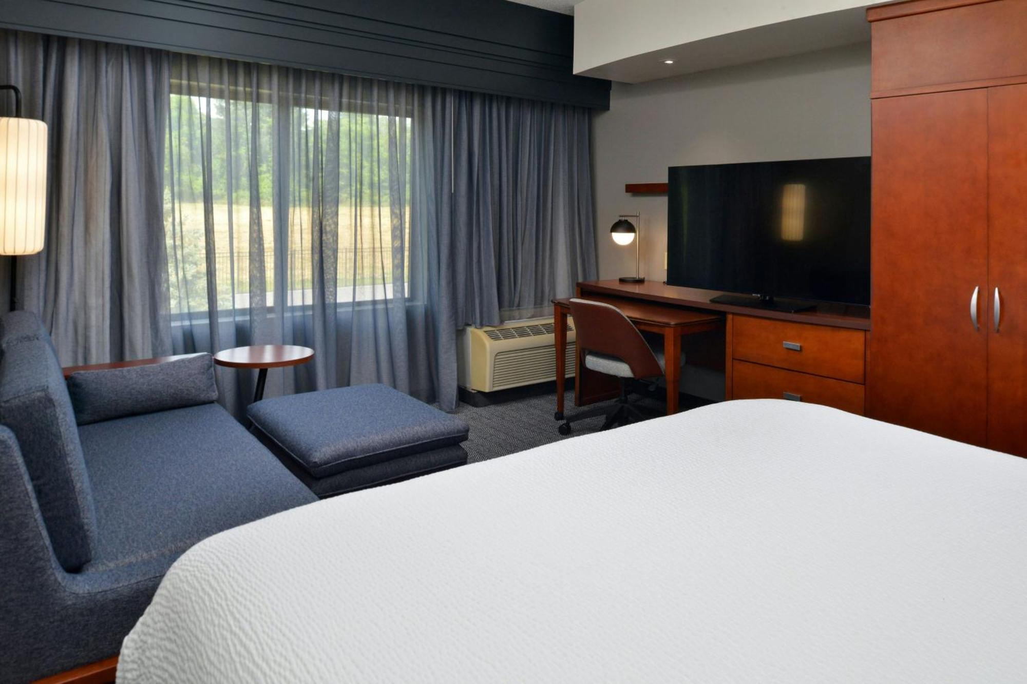 Courtyard By Marriott Harrisburg Hershey Extérieur photo
