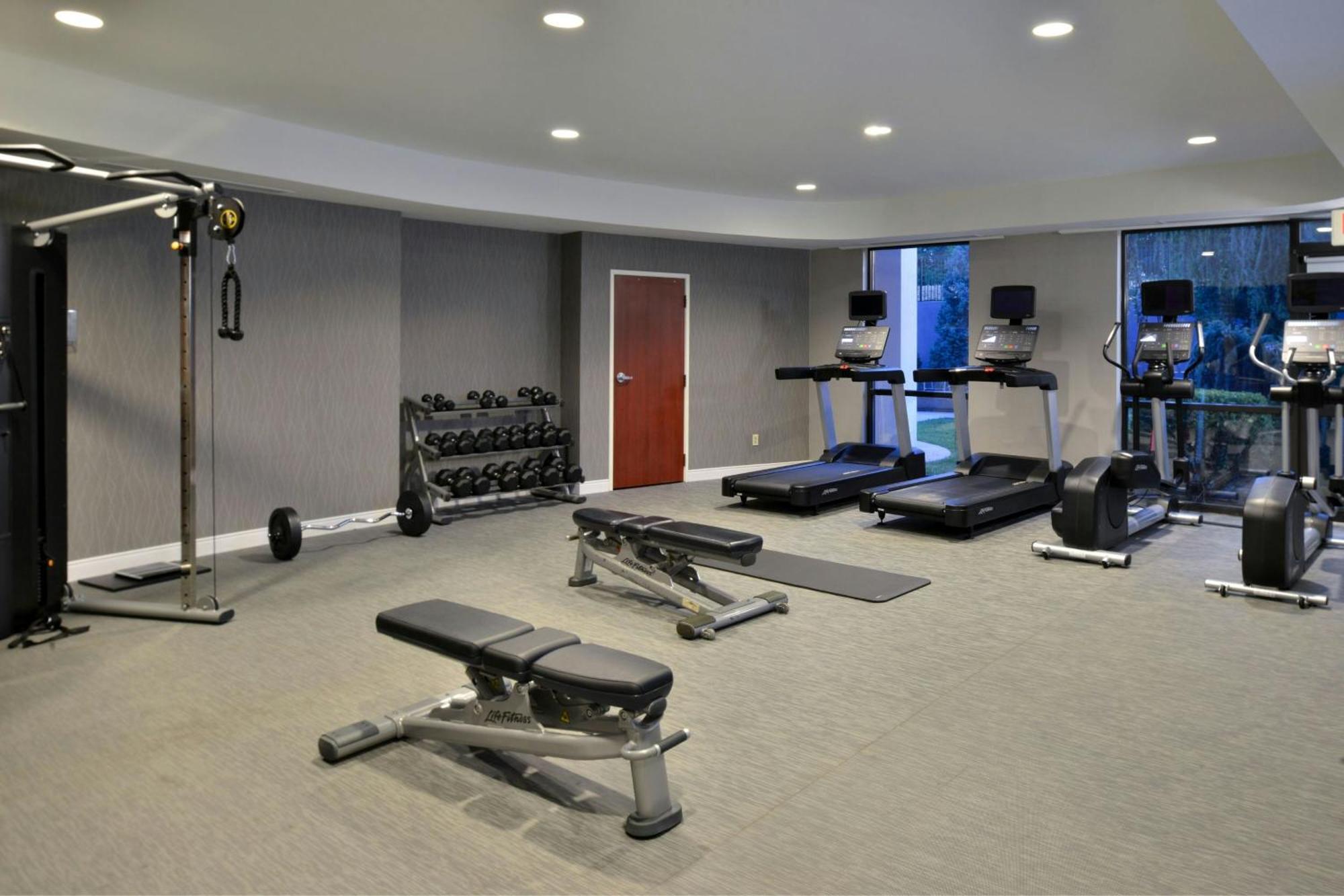 Courtyard By Marriott Harrisburg Hershey Extérieur photo